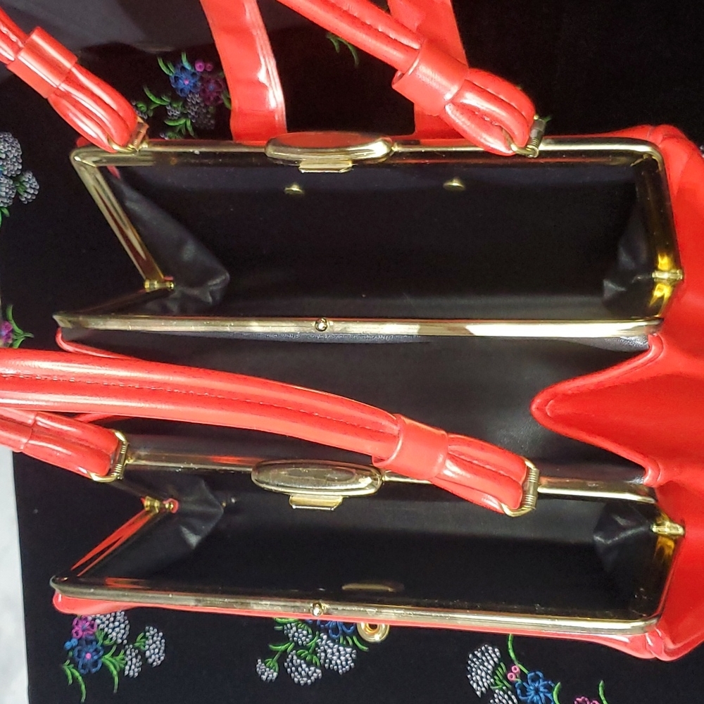Vintage red handbag - Picture 8 of 10